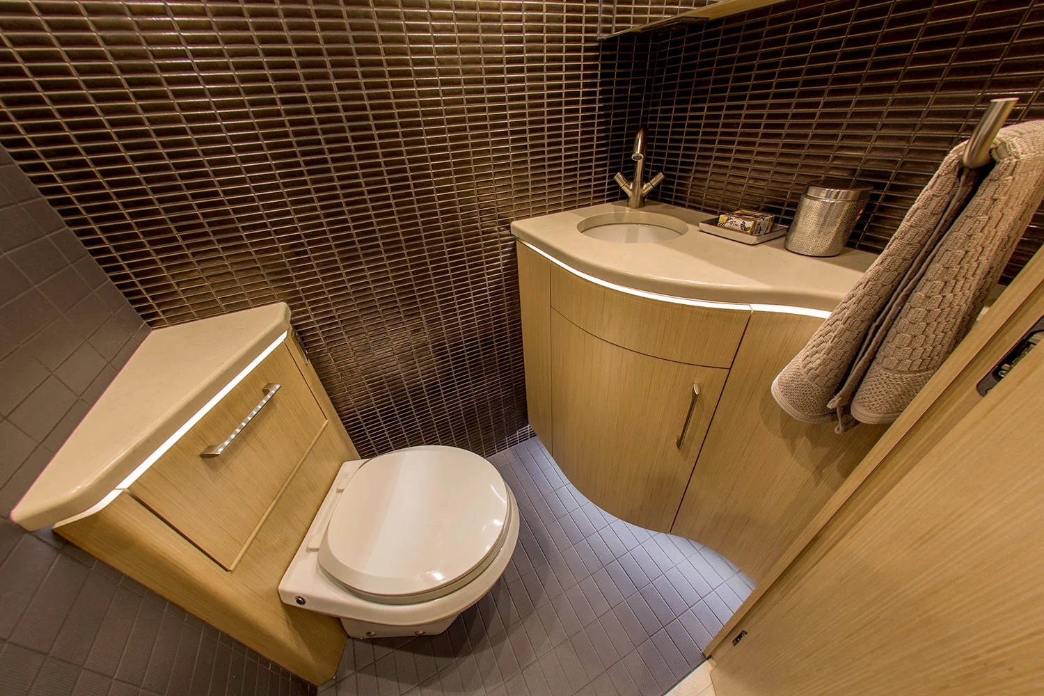 Powder room with mosaic tile